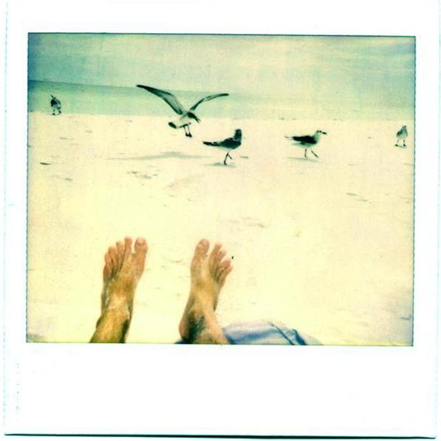 summer_toes_Polaroid
