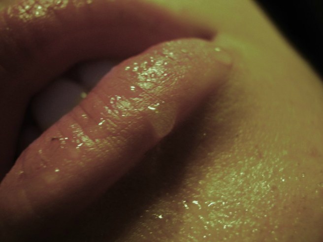 wet_lips_by_physaliaphysalis_88-d5d1xow
